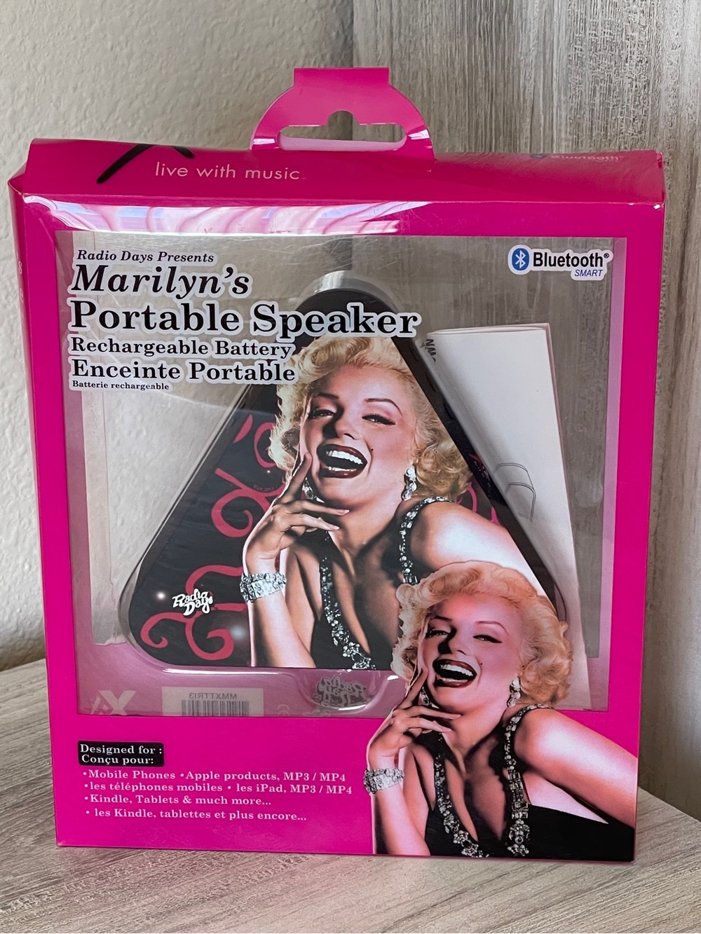 Marilyn Monroe Portable Bluetooth Speaker 2013 - Picture 2 of 7
